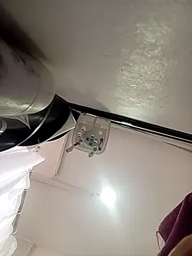 Laura_martin_ webcam