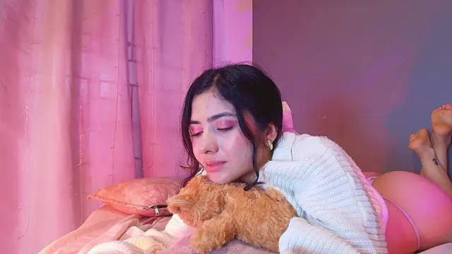 adara_johnson__ webcam