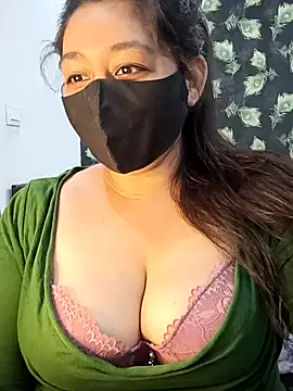 Yoursnandini8 webcam