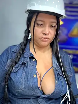 _Mia-Safety_Inspector webcam