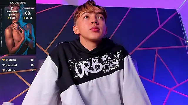 Lian_Miller1_ webcam