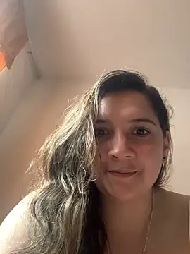 belucci_vale - Belucci_vale's free webcam - UK Sex Cams