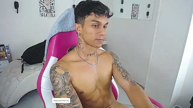 Leonard_Price webcam