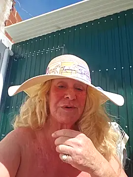 thesensualhorny (Ask my age) - Lets make a wet mess!!!💦🐱#Squirt