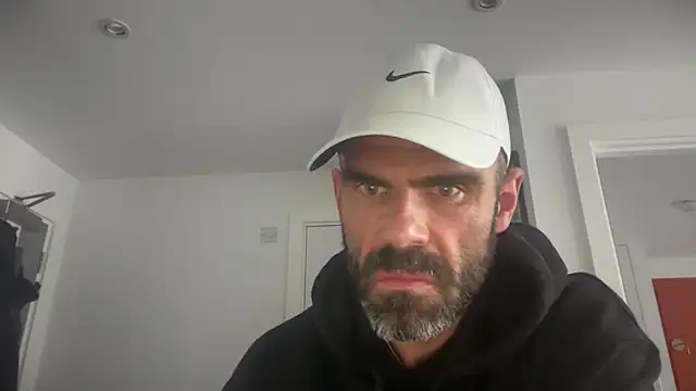 Thickdickdominant webcam