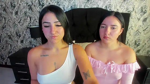 Isa_And_Natasha webcam