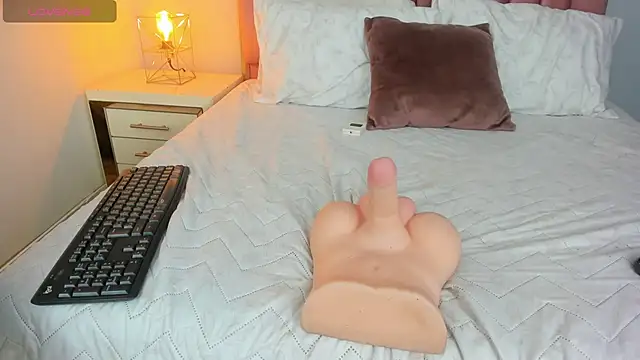 MarianaScott_ webcam