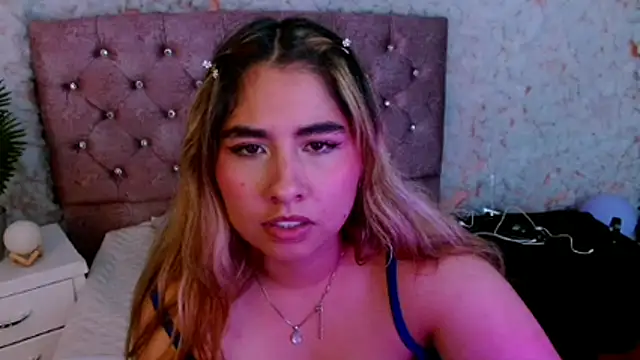 Sofiazaf_ webcam