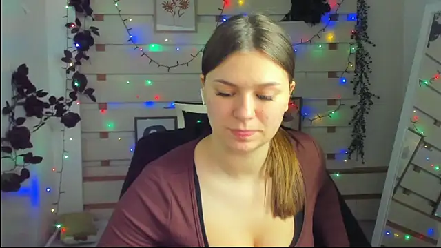 Josephine_Kiss webcam