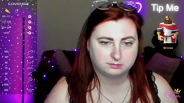 Alicia_love00 webcam