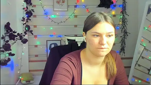 Josephine_Kiss webcam