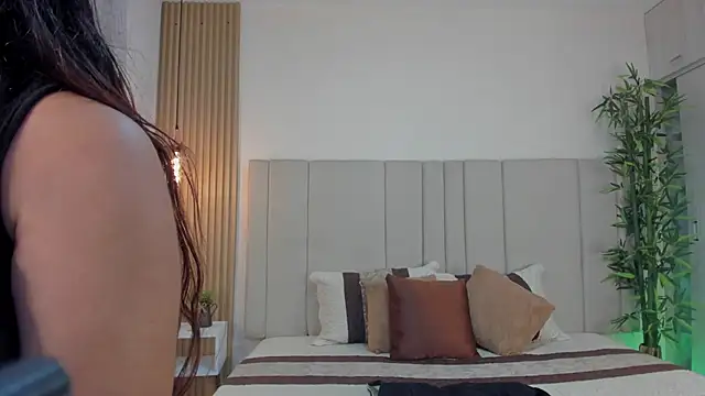 Victoria_Rosee webcam