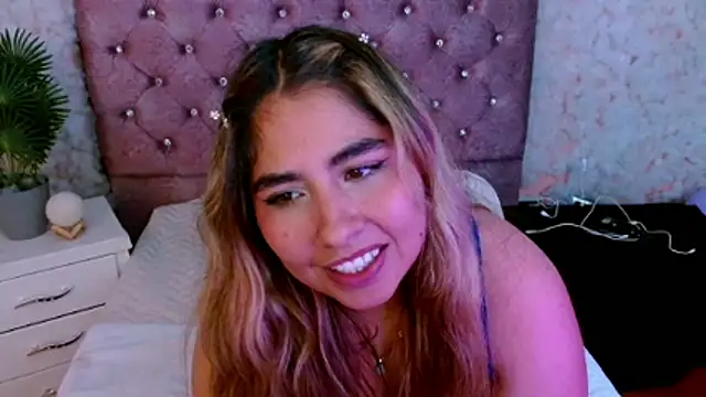 Sofiazaf_ webcam