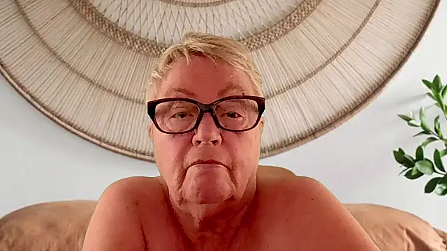 mystery-grandmother (Ask my age) - If you like what you see