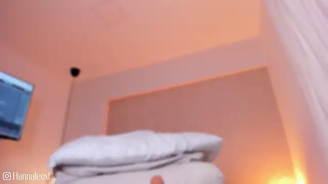 hanna_lee02 webcam