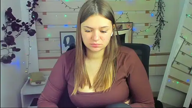 Josephine_Kiss webcam