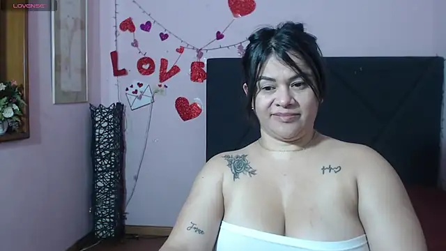 pamela_echeverria webcam