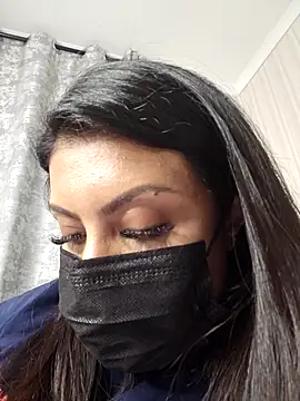 TemptingMiss_Daisy webcam