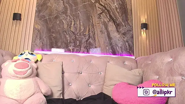 Allison_Parker1_ webcam