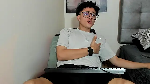 Adonibaskerville4 webcam