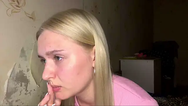Sophia_Blonde webcam