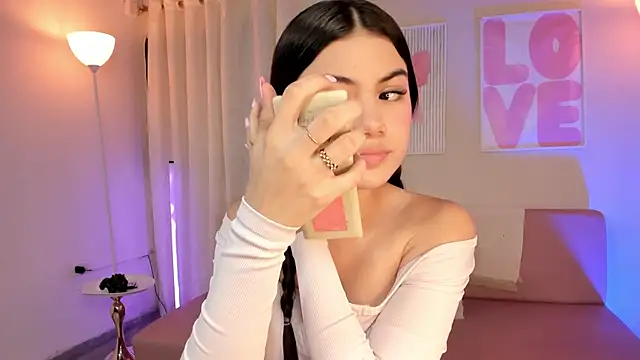 MarianaaDooll webcam