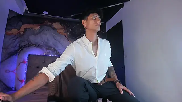 MaxiimoRomano_ webcam