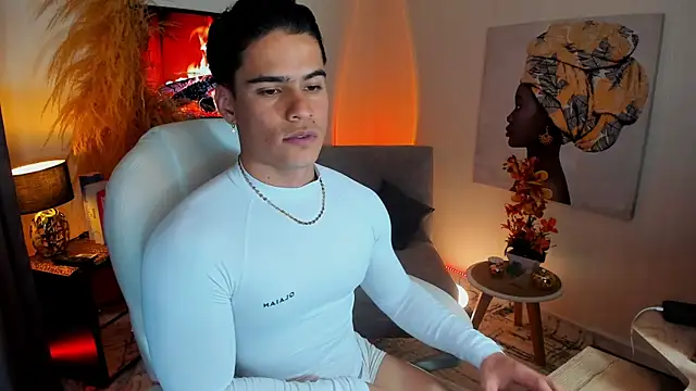 Live webcam thumbnail of Matias_Murrier from ve. Watch my show!