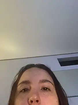 m0ranguinh0s2 (F young) - Show dildo 5min