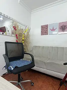 angel_rousse01 (F young) - twerk in 4 total naked 😎