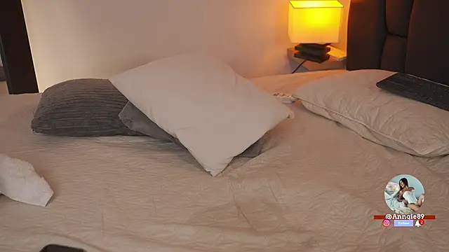 melisalopez_ (F young) - naked all for me love