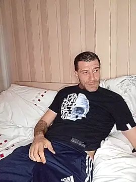 alexdaniel89 (Ask my age) - Neked and play