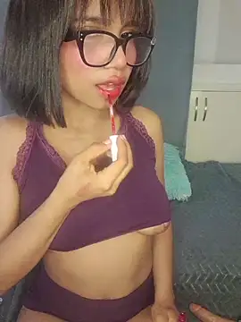 lucy_em (F teen) - blow job