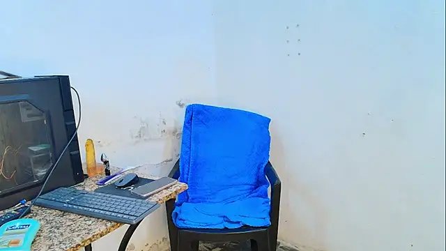 Oh_Tique live sex cam