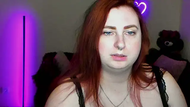 Alicia_love00 webcam