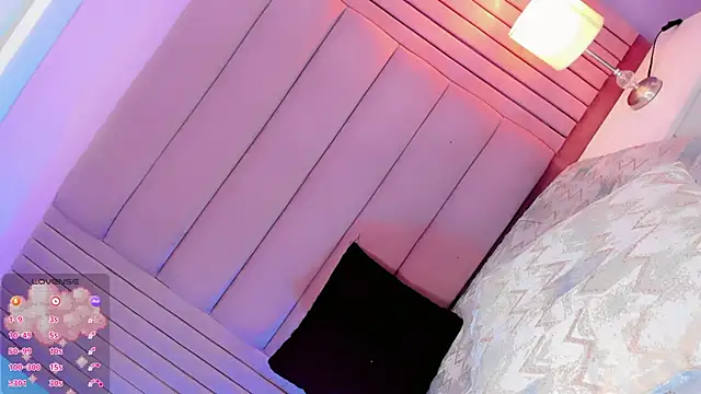 Camille_deluxe webcam