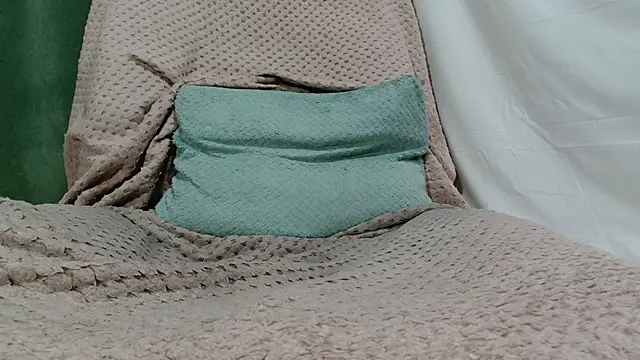 Luckyalice_4u webcam