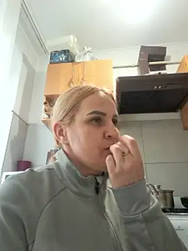 Malichkaanna30 webcam