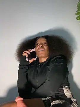 Diamondpussy97 webcam