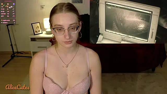 AliceCutes webcam