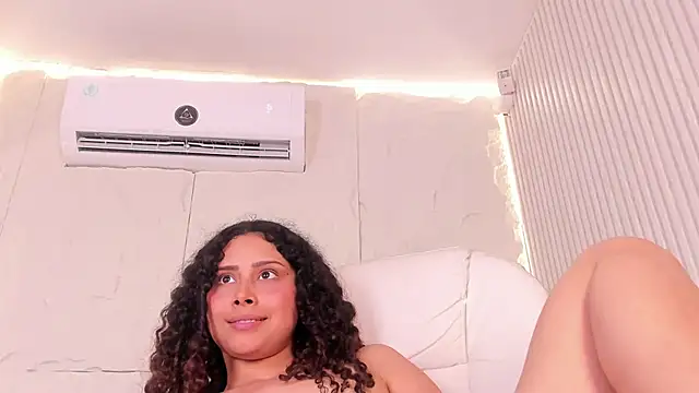 MarelynSummer webcam