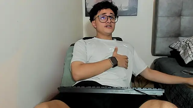 Adonibaskerville4 webcam