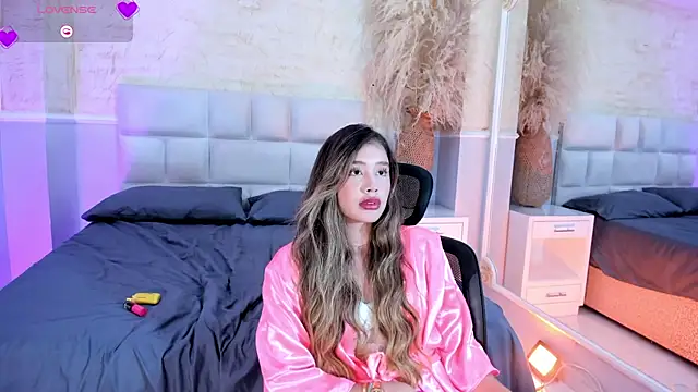 EmilyJohnsoon webcam