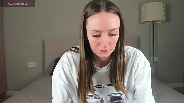 cutienaughtygirl webcam