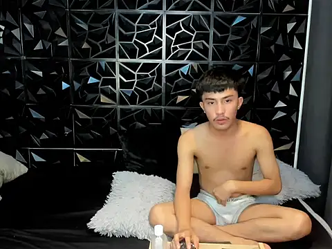 Urloverhardcock webcam