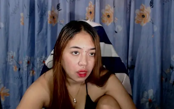 urlover_mae26 webcam