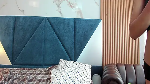 alahia_steel - Alahia_Steel's free webcam - UK Sex Cams