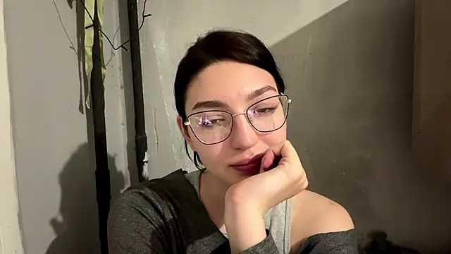 SinfulStarlight webcam