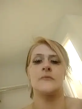 ASH_Blondie_Slut webcam