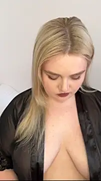 april_vancee - April_Vancee's free webcam - UK Sex Cams